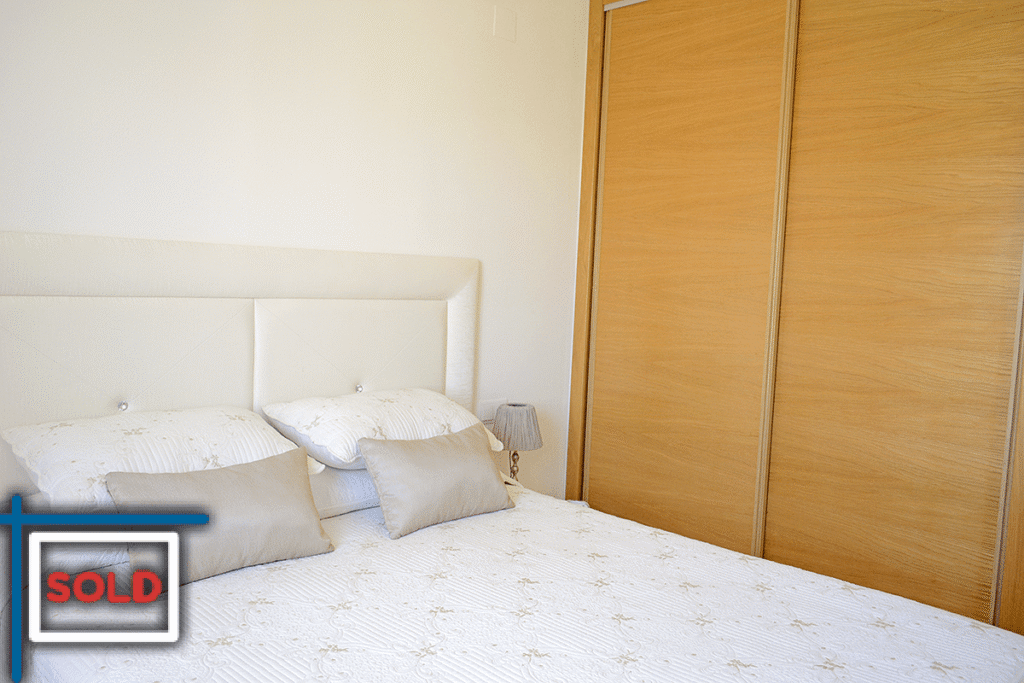 24 master bedroom lance armstrong